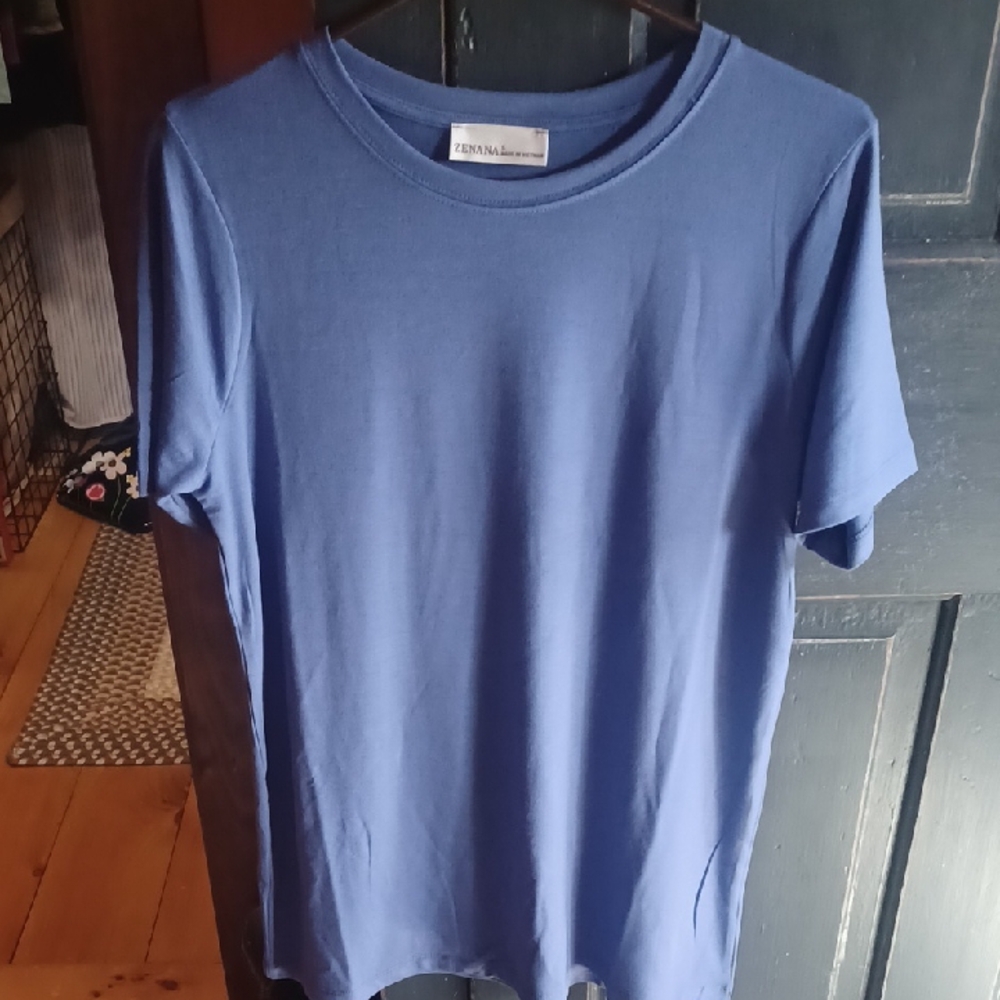 Zenana Periwinkle Short Sleeve Crew Tee -NWOT